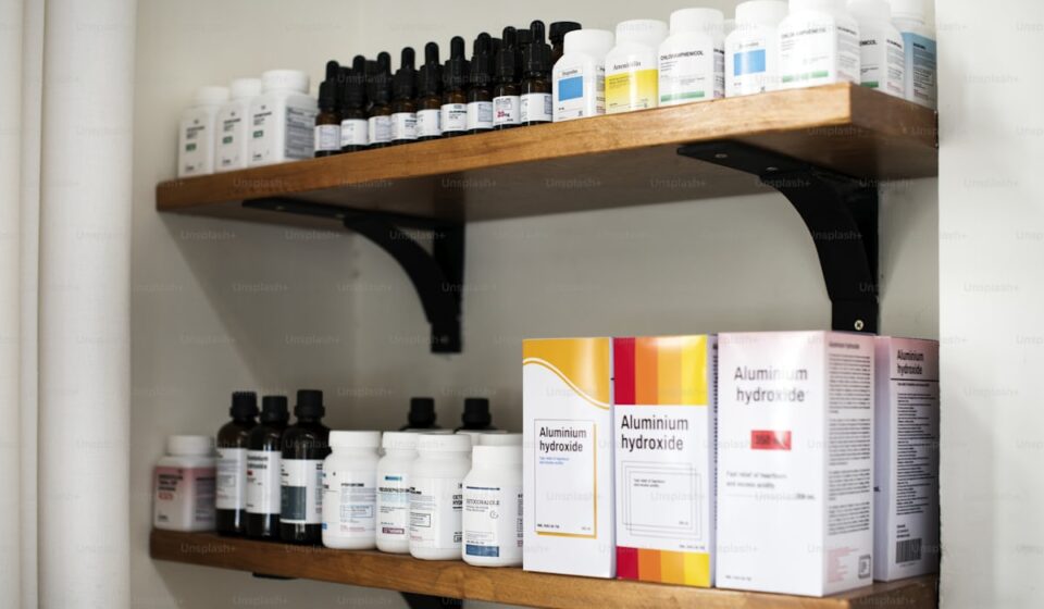 Best NMN supplement bottles and capsules ranked for purity and bioavailability