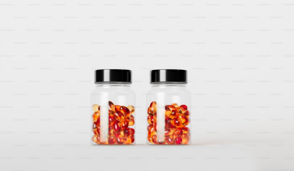 CoQ10 ubiquinol supplement capsules for statin users